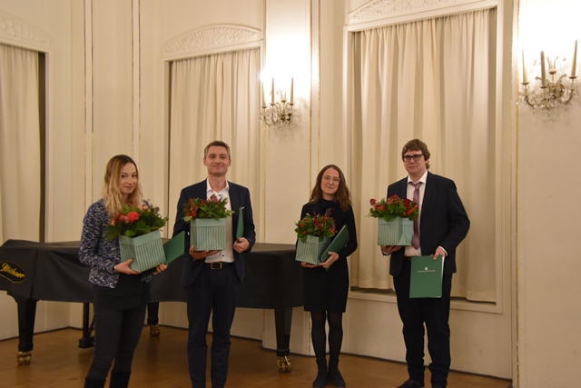 Aufnahme neuer Mitglieder in das Junge Forum der Akademie, v.l.: Jun.-Prof. Dr. Julia Westermayr, Jun.-Prof. Dr. Dennis Häckl, Dr.-Ing. habil. Judith Rosenow, Jun.-Prof. Dr.-Ing. Ingo Siegert, Foto: Birgit Pfeiffer
