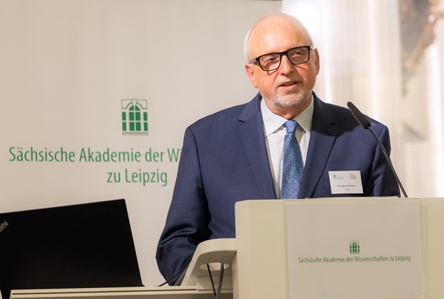 Öffentliche Festsitzung, Bericht des Vizepräsidenten Prof. Dr. Wolfgang Huschner, Foto: Swen Reichhold