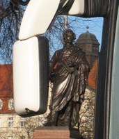  Rekonstruiertes Mendelssohn-Denkmal: „Edles nur künde die Sprache der Töne“, Foto: Eberhard Fischer